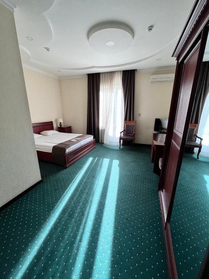 Grand Nur Hotel Tașkent Exterior foto