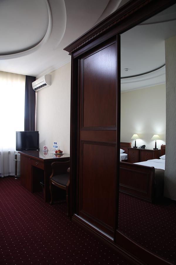 Grand Nur Hotel Tașkent Exterior foto